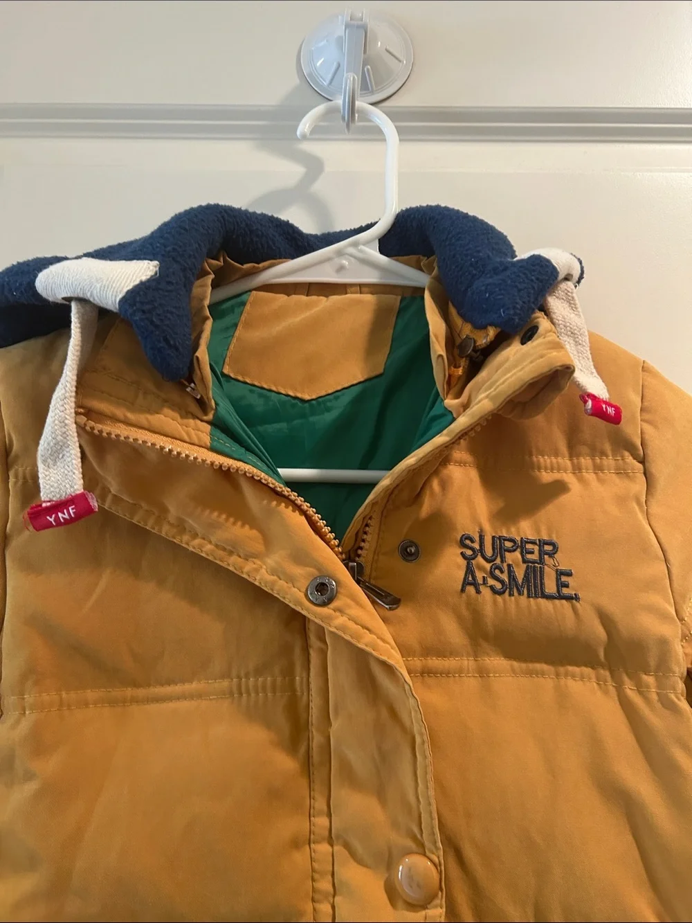YNF Dock Feather Golden Mustard ZipUp Snaps Puffer Jacket Hood size 120 (5-7yrs)